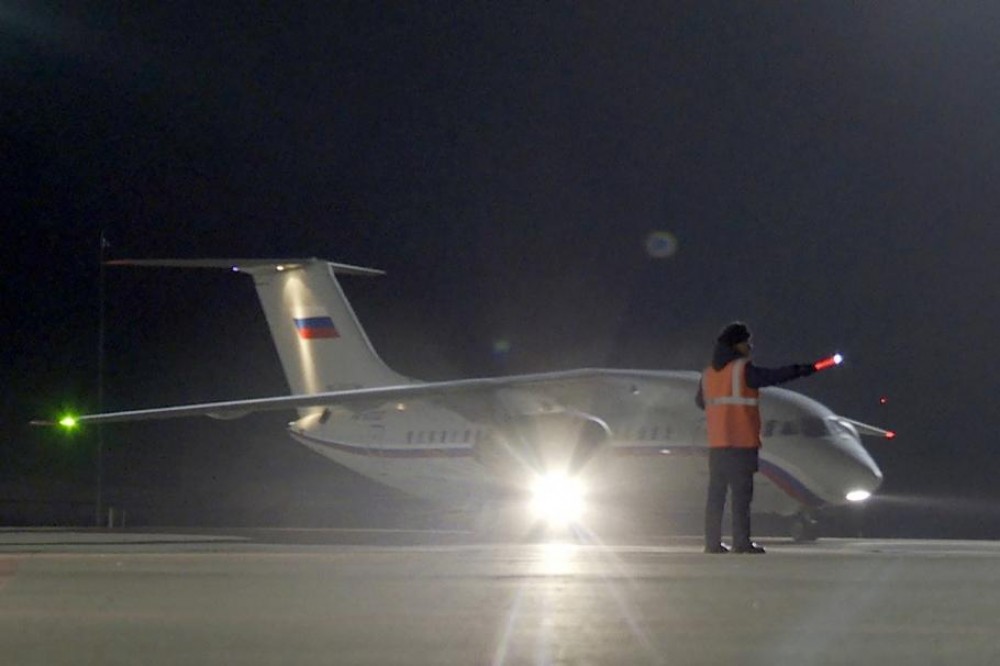 Ruşii au dus un avion plin cu bani în Iran. Ce se mai afla la bordul aeronavei